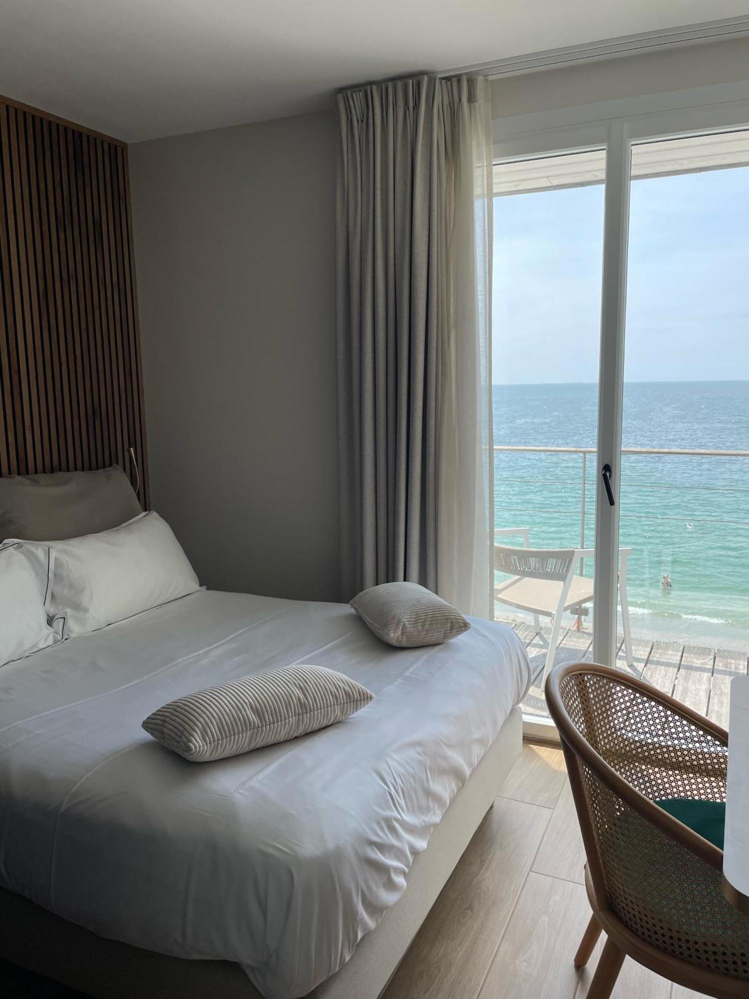Les Sables Blancs Hotel 4*